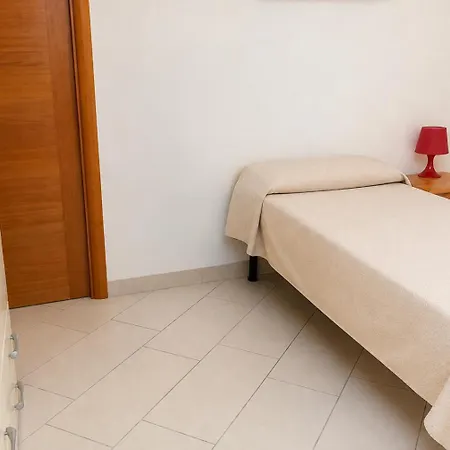Immobiliare La Rosetana - Residenza Genova Apartamento